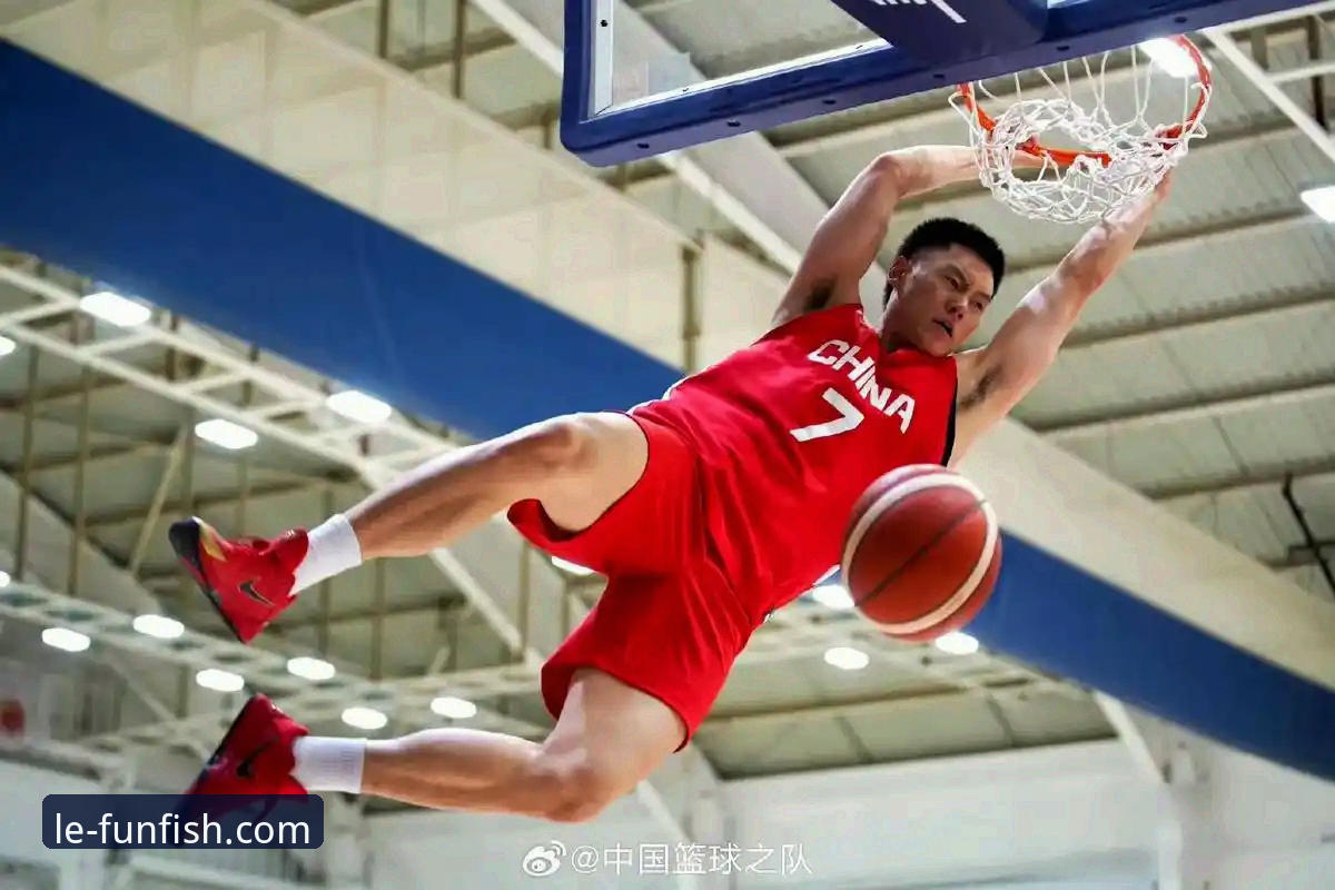 乐鱼体育直播平台 揭秘上海男篮12连胜背后的战术密码与数据支撑